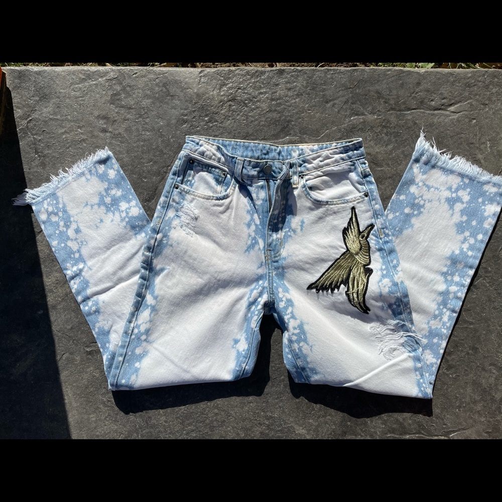LF Carmar Patch Jeans